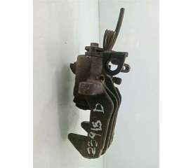 PINZA FRENO TRASERA DERECHA 8E0615424G 