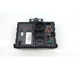 Recambio de caja reles para ford mustang mach-e (2020) referencia OEM IAM MU5T15604JJ  