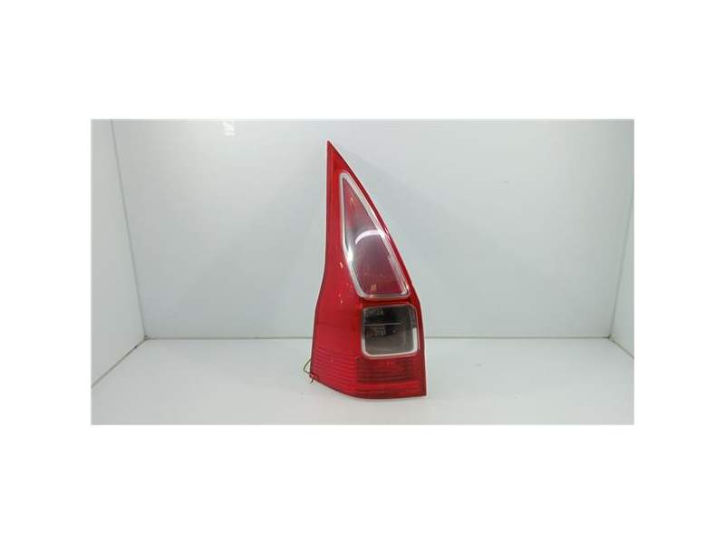 Recambio de piloto trasero izquierdo para renault megane ii grandtour (2003) referencia OEM IAM 8200417349  