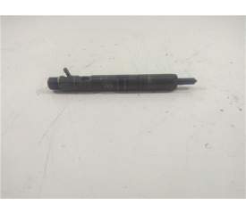 Recambio de inyector para renault megane ii berlina 3p 1.5 dci diesel (106 cv / 78 kw) referencia OEM IAM 8200365186 EJBR01801A 