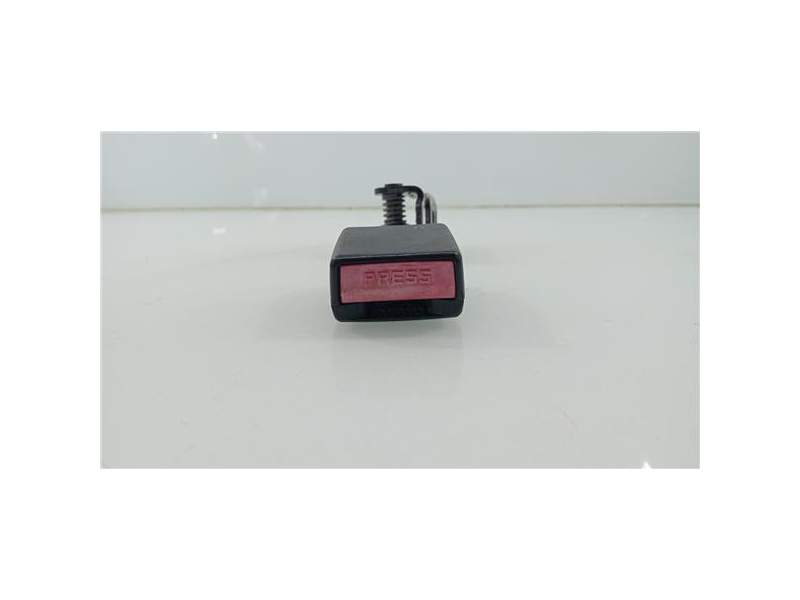 Recambio de anclaje cinturon delantero izquierdo para peugeot 307 cc cabrio-coupé (s1)(10.200306.2005) referencia OEM IAM DE412A
