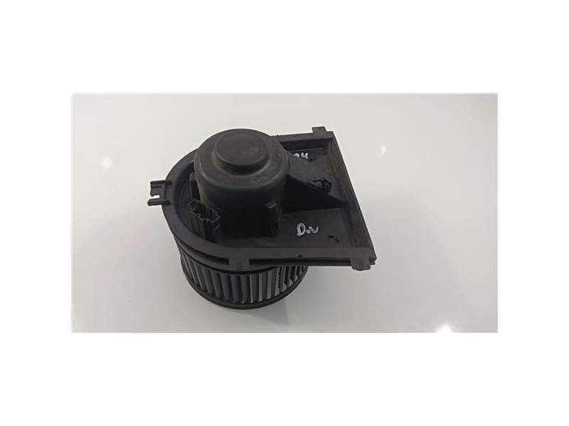Recambio de motor calefaccion para seat leon (1m1) 1.9 tdi (110 cv / 81 kw) (110 cv / 81 kw) referencia OEM IAM 1J1819021C  