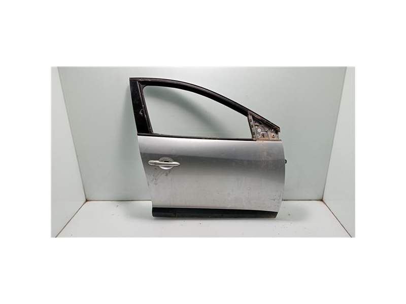 Recambio de puerta delantera derecha para renault megane iii berlina 5p (2008) referencia OEM IAM   