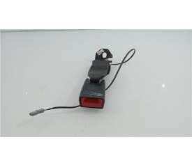 Recambio de cinturon seguridad trasero central para opel corsa e (2014) 1.4 selective [1,4 ltr. - 66 kw] referencia OEM IAM 1342