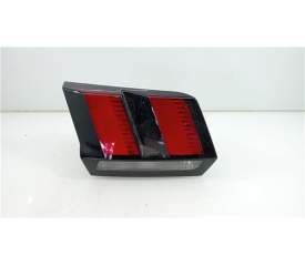 Recambio de piloto trasero izquierdo para peugeot 3008 (07.2016) referencia OEM IAM 9810477880  