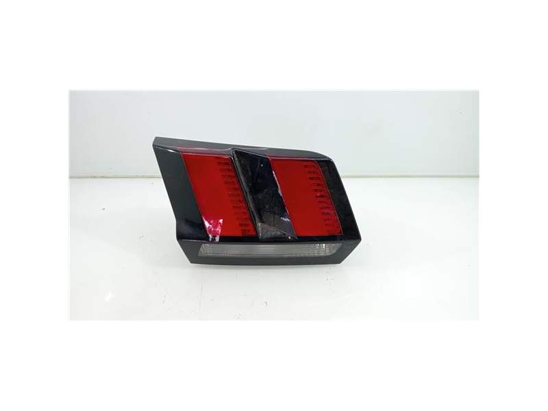 Recambio de piloto trasero izquierdo para peugeot 3008 (07.2016) referencia OEM IAM 9810477880  