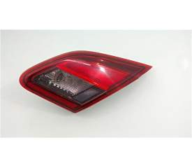 PILOTO TRASERO DERECHO 39090648 