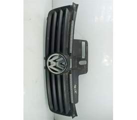 REJILLA PARAGOLPES DELANTERA 6Q0853653C 