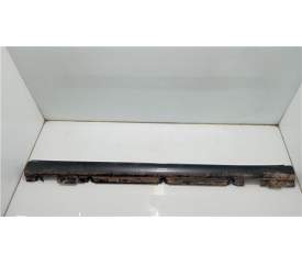 ESTRIBO A2056900840 