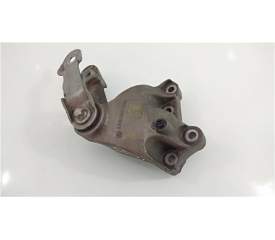 SOPORTE DERECHO MOTOR A2462401109 