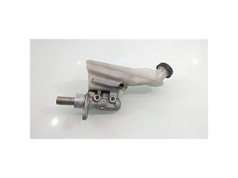 Recambio de bomba freno para mercedes-benz clase gla (w156) 2.1 cc referencia OEM IAM A6510900005  