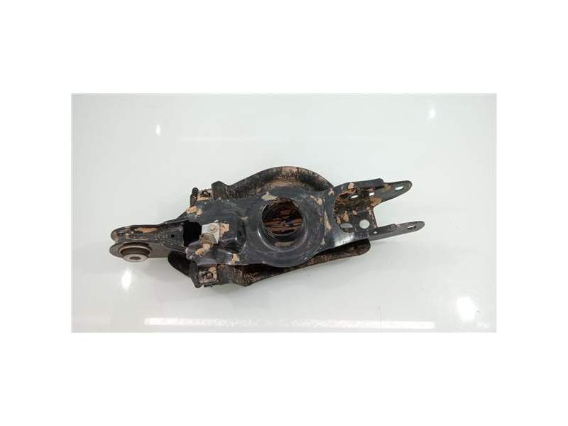 Recambio de brazo inferior trasero derecho para ford mustang mach-e (2020) referencia OEM IAM LJ9C5B530AC  