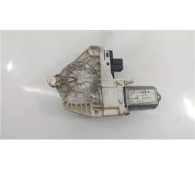 MOTOR ELEVALUNAS DELANTERO DERECHO 4F0959801B 