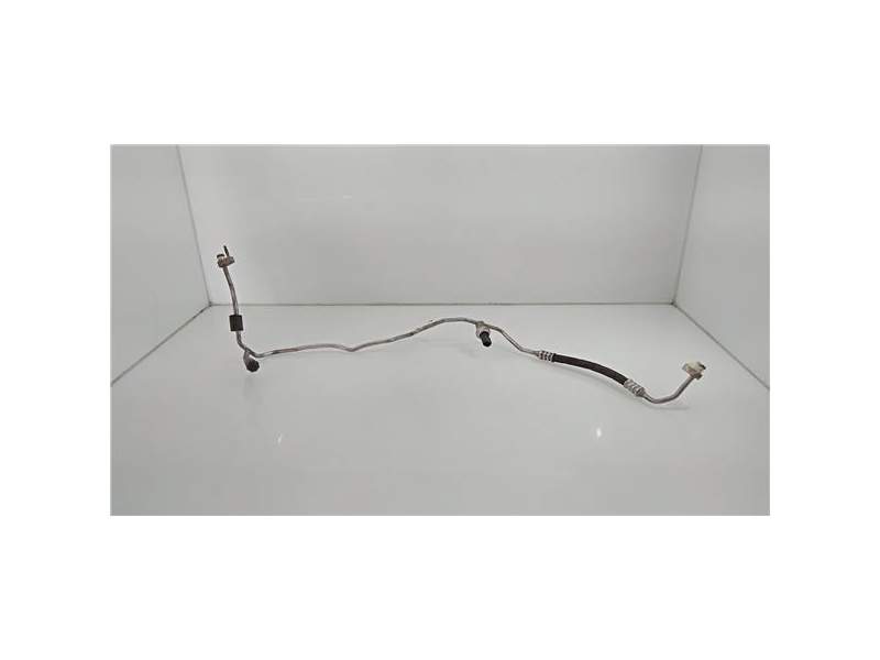 Recambio de tubos aire acondicionado para mercedes-benz clase gla (w156) 2.1 cc referencia OEM IAM A2468302415  