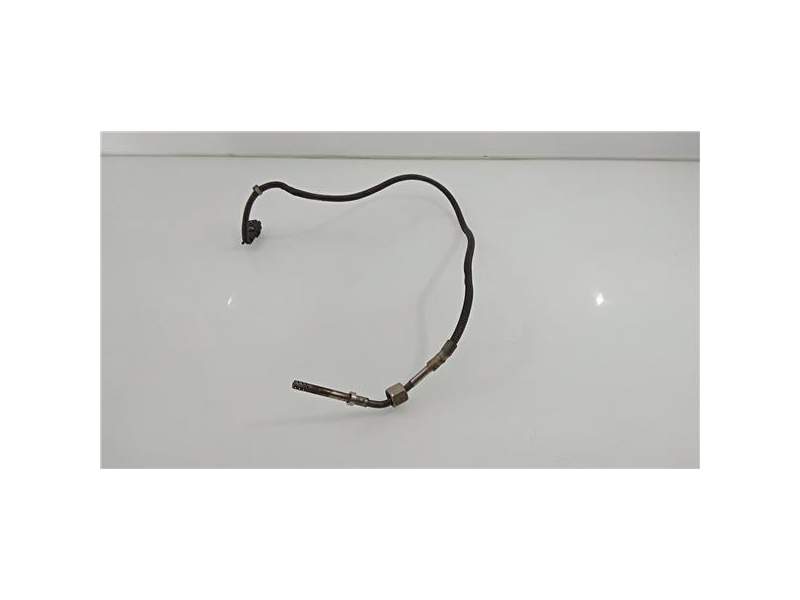 Recambio de sonda lambda para mercedes-benz clase gla (w156) 2.1 cc referencia OEM IAM A0009058501  