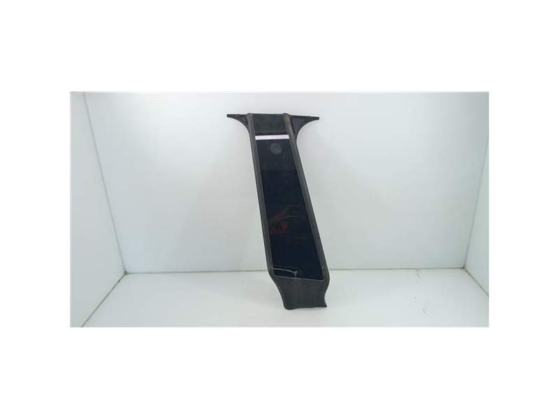 Recambio de moldura puerta delantera derecha para tesla model y (01.2021) referencia OEM IAM 151625800E  