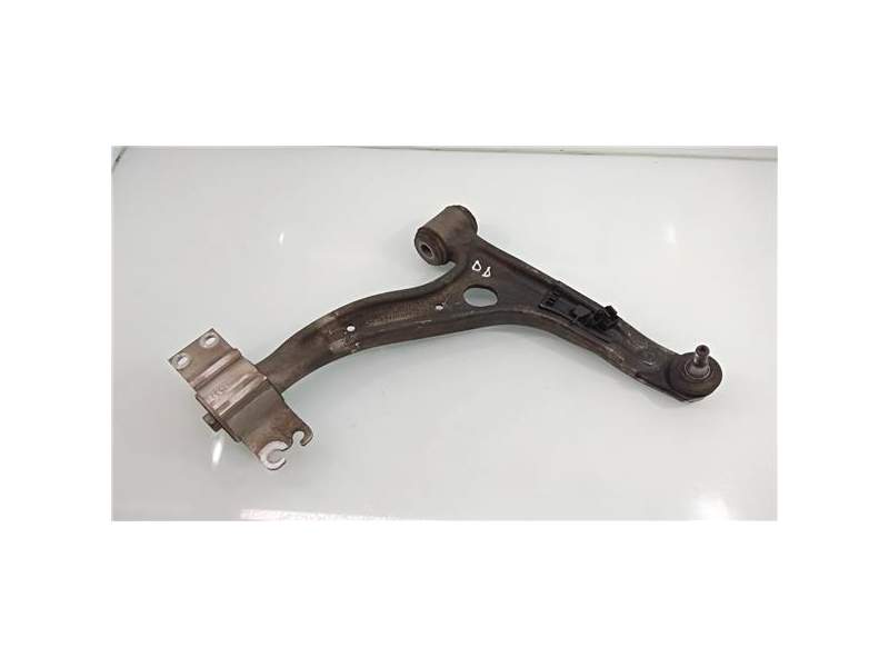 Recambio de trapecio derecho para mercedes-benz clase gla (w156) 2.1 cc referencia OEM IAM A2463330400  