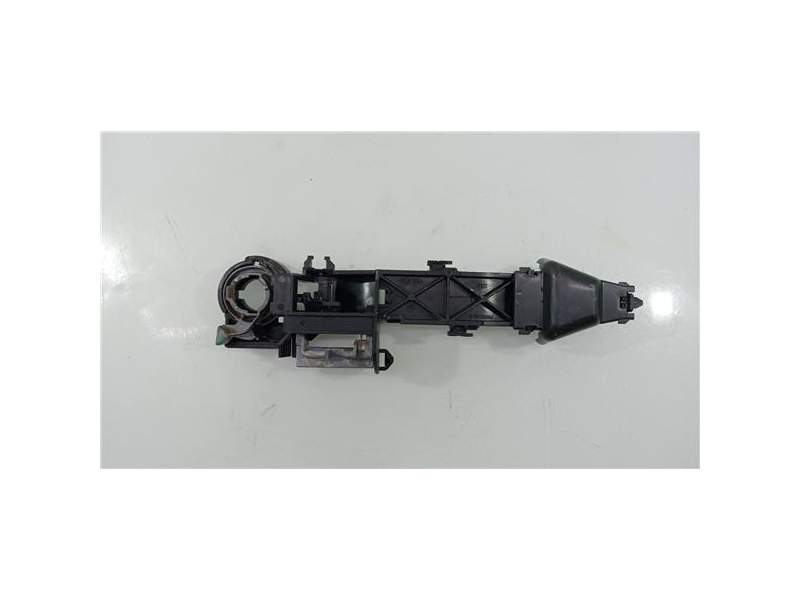 Recambio de soporte manilla exterior puerta delantera derecha para renault trafic iii combi (08.2014) referencia OEM IAM 8060701