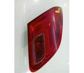 PILOTO TRASERO DERECHO 21642102 