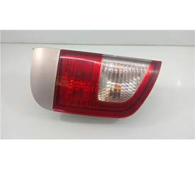 PILOTO TRASERO IZQUIERDO PY21W 