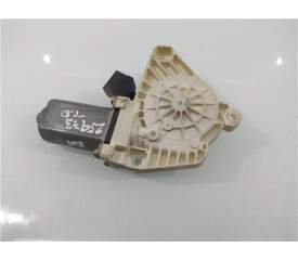 MOTOR ELEVALUNAS TRASERO DERECHO A1698202042 