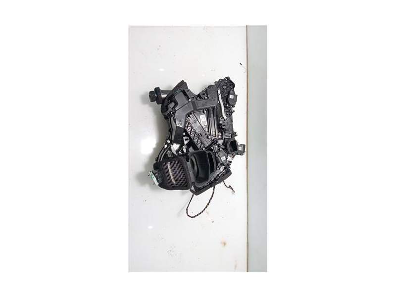 Recambio de calefaccion entera normal para tesla model y (01.2021) referencia OEM IAM 149471410  