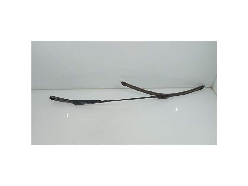 Recambio de brazo limpiaparabrisas delantero izquierdo para ford mustang mach-e (2020) referencia OEM IAM LJB817526AA  