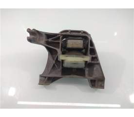 SOPORTE DERECHO MOTOR 4A103720 