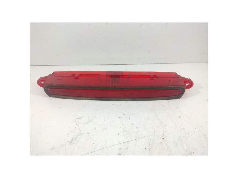 Recambio de luz central de freno para mazda 6 berlina (gg) 2.0 diesel cat (120 cv / 88 kw) (120 cv / 88 kw) referencia OEM IAM  