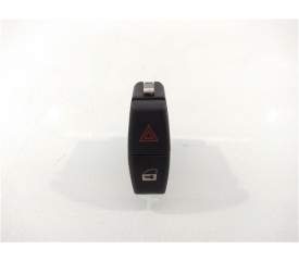 INTERRUPTOR LUCES EMERGENCIA 61316919506 
