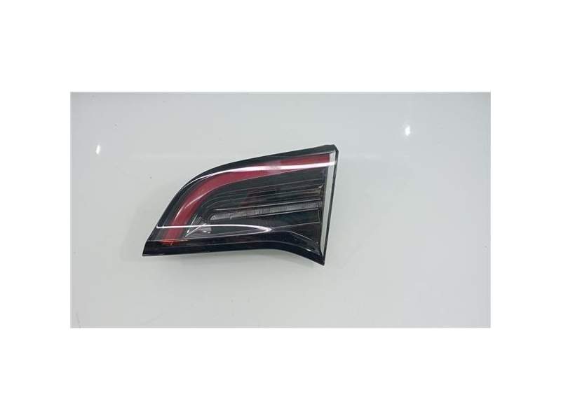 Recambio de piloto trasero derecho para tesla model y (01.2021) referencia OEM IAM 150208900  