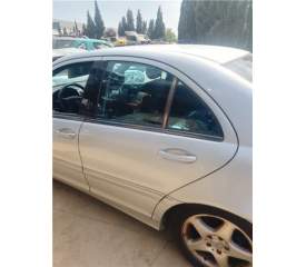 Recambio de puerta trasera izquierda para mercedes-benz clase c (bm 203) berlina (02.2000) 2.2 220 cdi (203.006) [2,2 ltr. - 105