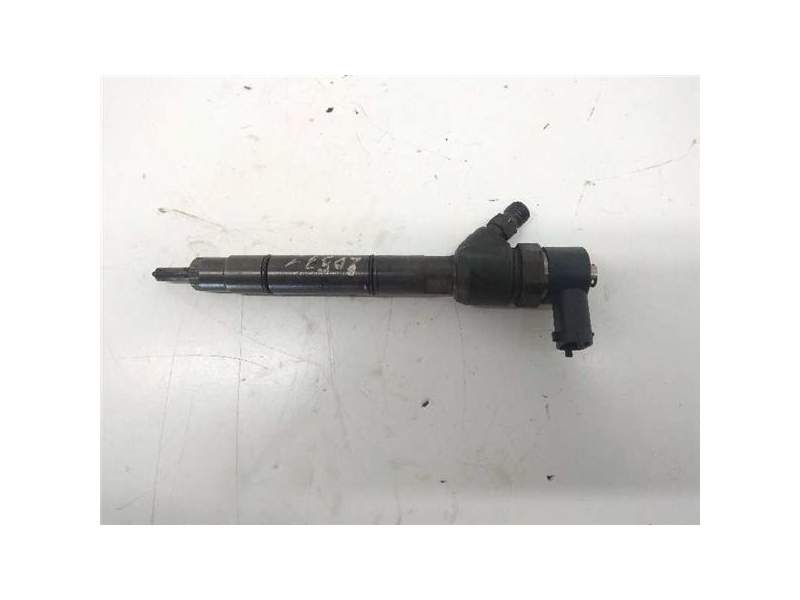 Recambio de inyector para kia rio 1.5 crdi (110 cv / 81 kw) referencia OEM IAM 338002A400  