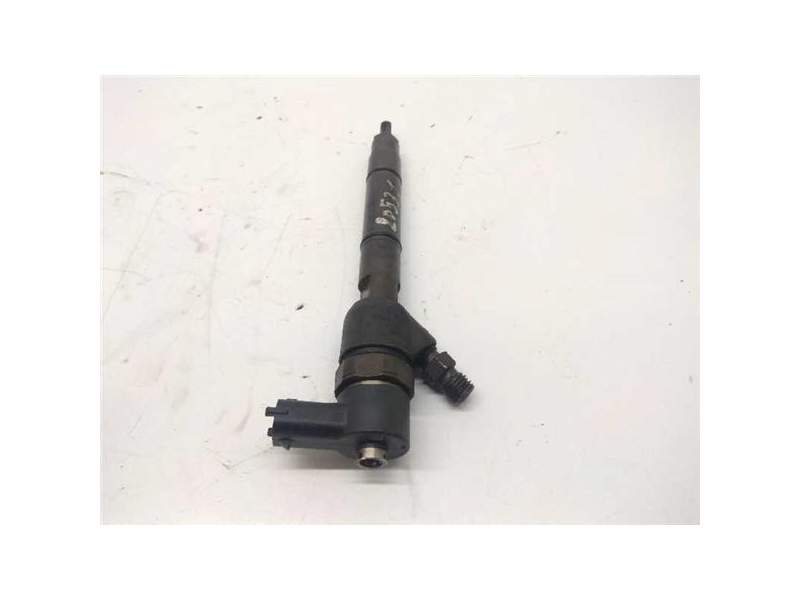 Recambio de inyector para kia rio 1.5 crdi (110 cv / 81 kw) referencia OEM IAM 338002A400 0445110256 