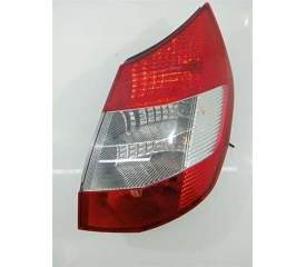 PILOTO TRASERO DERECHO 8200493375 