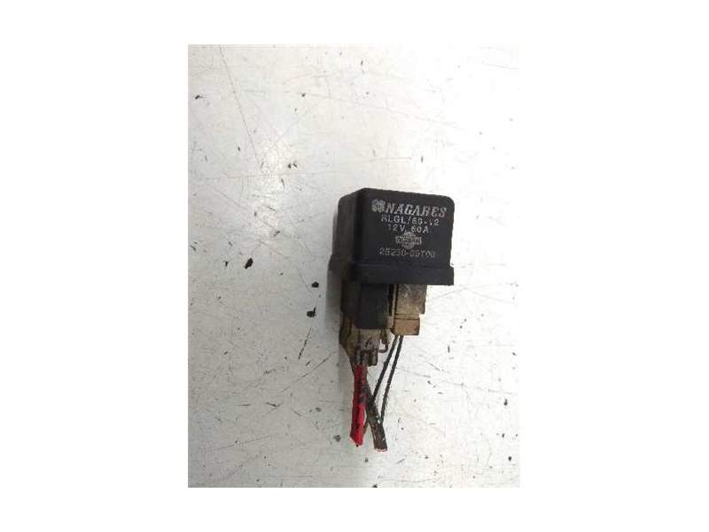 Recambio de caja precalentamiento para nissan cabstar 2.3d referencia OEM IAM 2523069T00  