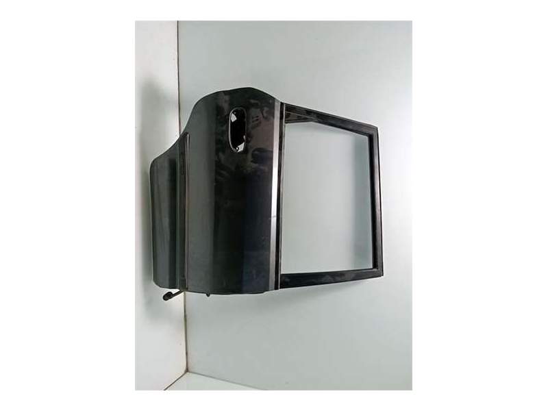 Recambio de puerta trasera derecha para mitsubishi space star 60 82 referencia OEM IAM   