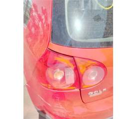 PILOTO TRASERO IZQUIERDO 1K6945095AA 