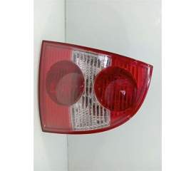 PILOTO TRASERO DERECHO 154411940RB 