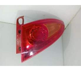 PILOTO TRASERO DERECHO 98205200 98205400 