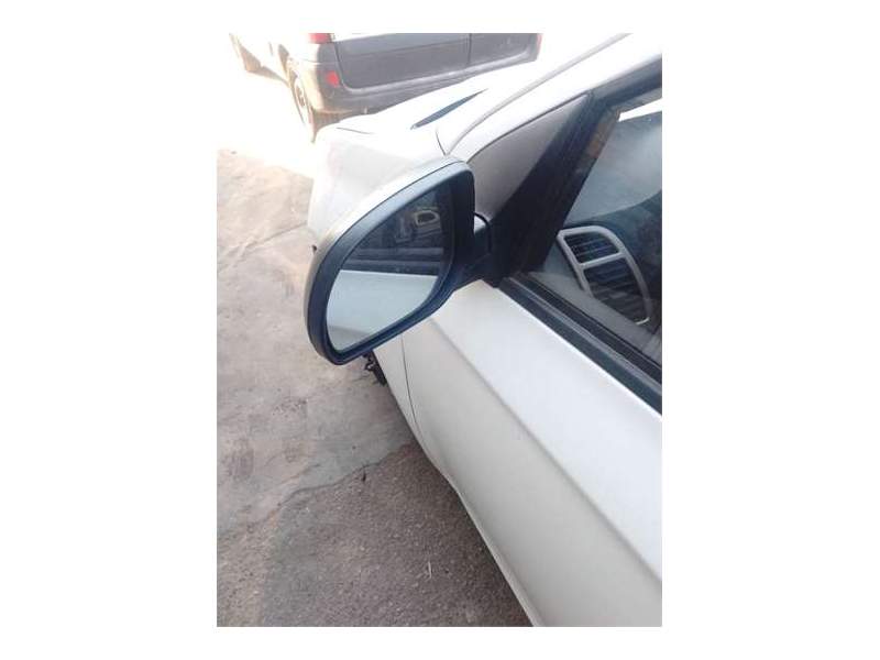 Recambio de retrovisor izquierdo para hyundai i20 (pb)(2009) 1.2 comfort [1,2 ltr. - 57 kw cat] referencia OEM IAM   