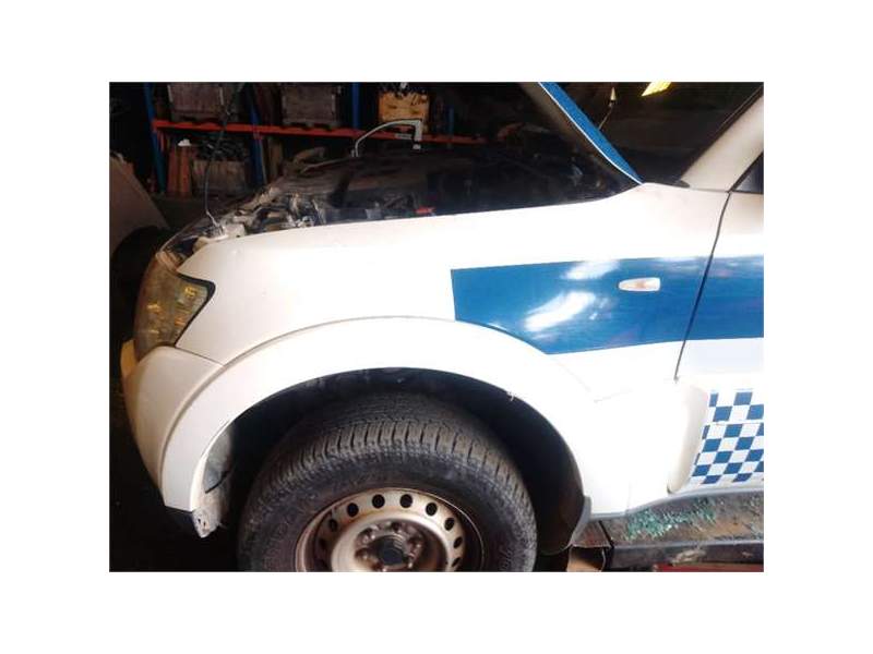 Recambio de aleta delantera izquierda para mitsubishi montero (v80/v90)(2007) 3.2 di-d invite (5-trg.) [3,2 ltr. - 118 kw di-d c