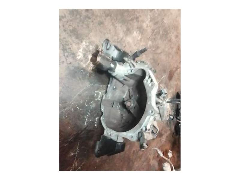 Recambio de caja cambios manual para mitsubishi space star 60 82 referencia OEM IAM 7700600105 2500A353 