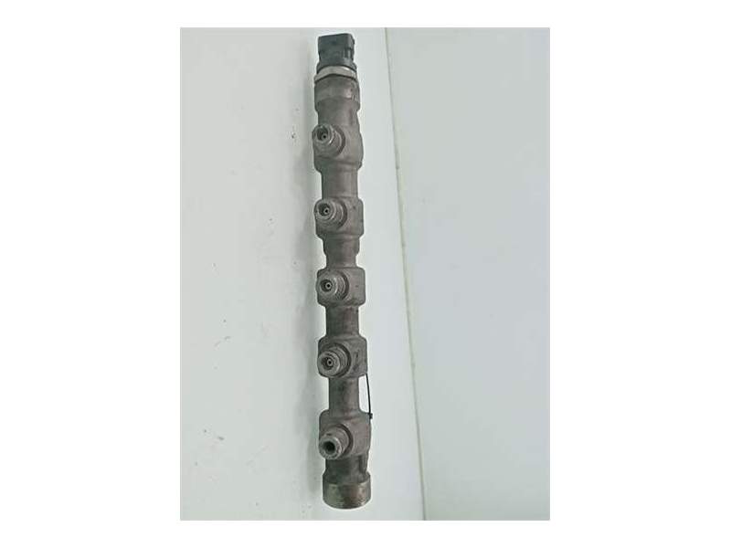 Recambio de rampa inyectora para hyundai i30 1.6 crdi cat (116 cv / 85 kw) referencia OEM IAM 314002A420 0445214181 