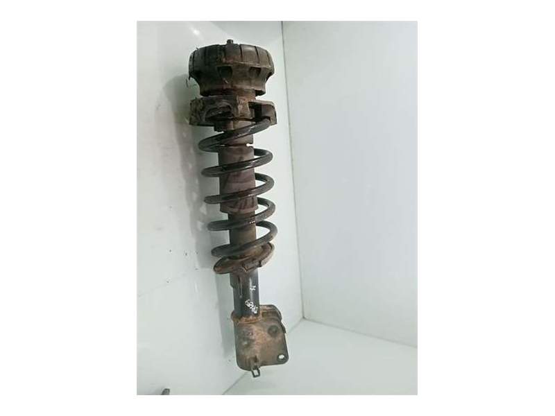 Recambio de amortiguador delantero izquierdo para renault trafic i (05.1981) referencia OEM IAM 8200728279  