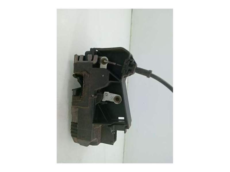 Recambio de cerradura puerta delantera derecha para renault trafic i (05.1981) referencia OEM IAM 8200042171  