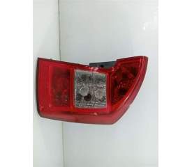 PILOTO TRASERO DERECHO 92402100R 