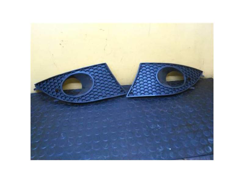 Recambio de rejilla paragolpes delantera para seat altea (5p1)(03.2004) referencia OEM IAM   
