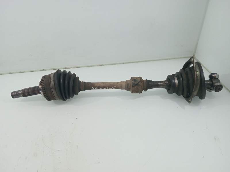 Recambio de transmision delantera izquierda para mitsubishi space star 60 82 referencia OEM IAM MR377715  