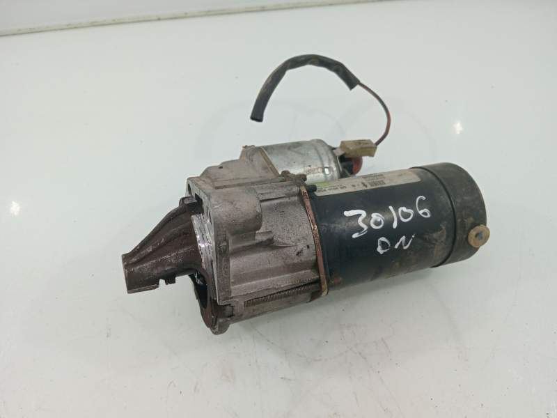Recambio de motor arranque para mitsubishi space star 60 82 referencia OEM IAM MD308088  